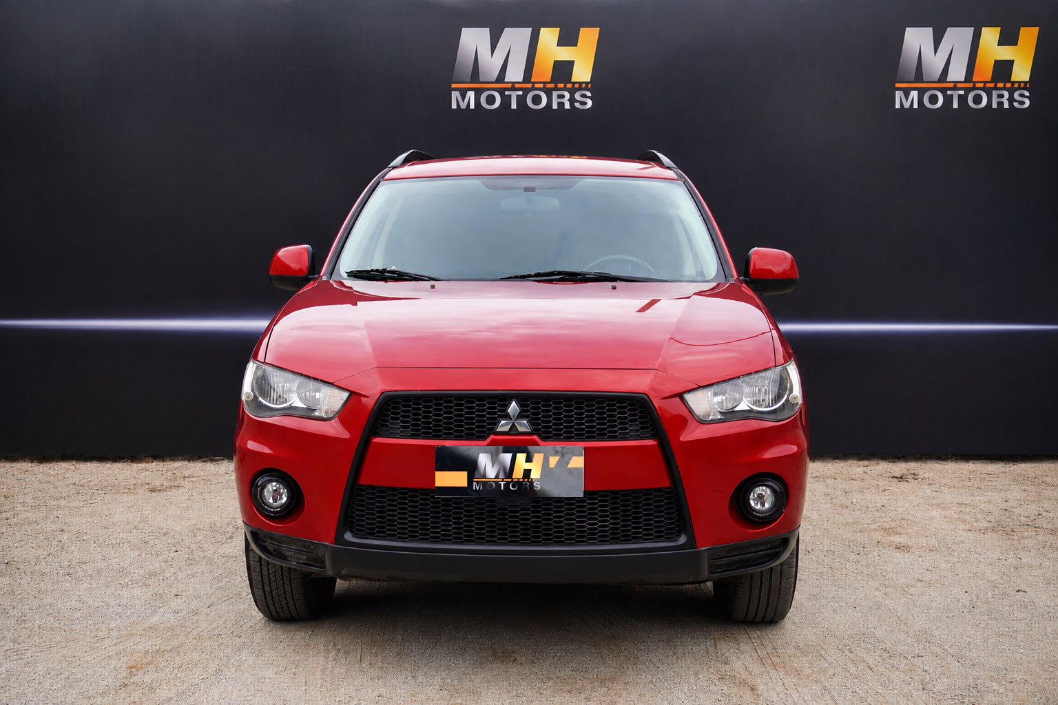 MITSUBISHI OUTLANDER  2014